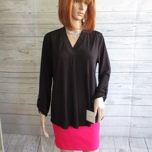 NWT - ELLEN TRACY stretchy knit top - sz M - MSRP $59.50